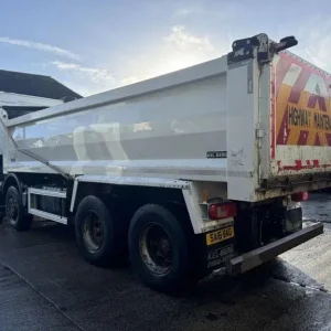 2016 MERCEDES AROCS 3240 8X4 TIPPER - Image 4