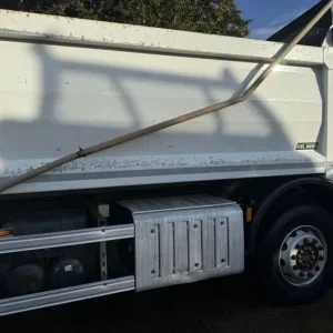 2016 MERCEDES AROCS 3240 8X4 TIPPER - Image 7