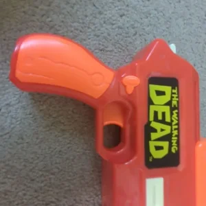 Walking Dead Carl's revolver Nerf gun - Image 3