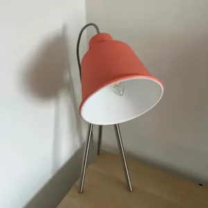 Desk Lamp with Salmon-Coloured Bulb - Image 2