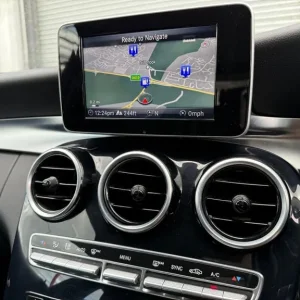 2016 Mercedes C-Class Estate C200 2.0L Auto Executive with 18" Alloys - Image 5