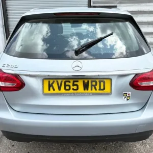 2016 Mercedes C-Class Estate C200 2.0L Auto Executive with 18" Alloys - Image 7