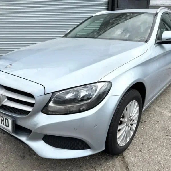 2016 Mercedes C-Class Estate C200 2.0L Auto Executive with 18" Alloys