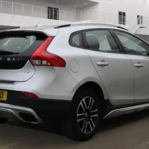 2018 Volvo V40 Cross Country 1.5 T3 Nav Plus Hatchback - Image 8