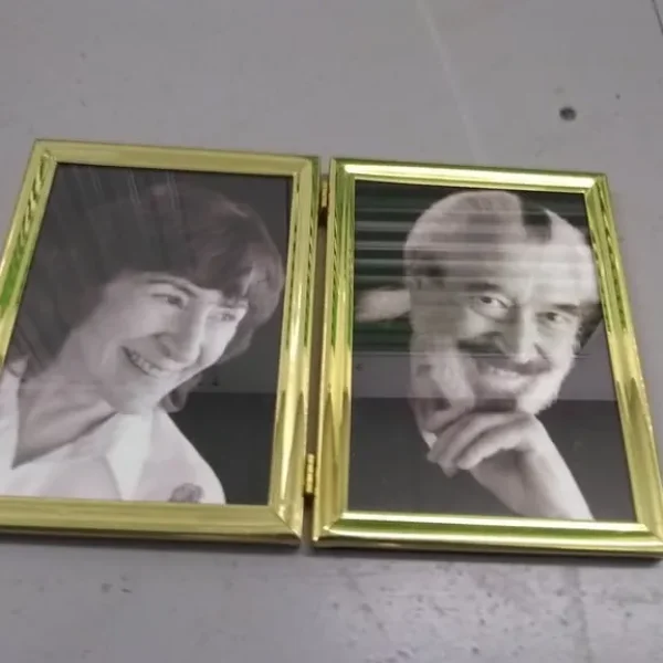 Double photoframe (hinged) - 19cms x 28cms (open)