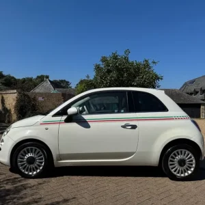 2011 Fiat 500 1.2 Lounge 3dr Hatchback with Start/Stop - Image 2