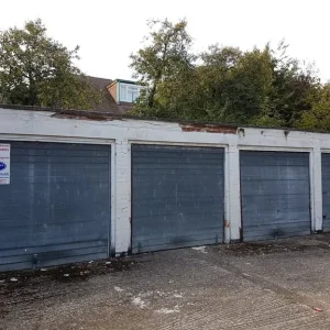 Garage space to rent