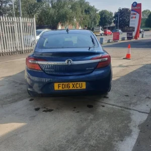 2016 Vauxhall Insignia 1.6 CDTi EcoFLEX Elite Nav Hatchback - Image 4