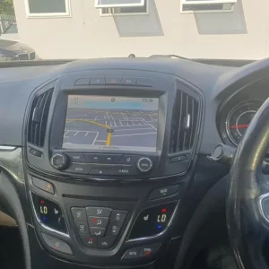 2016 Vauxhall Insignia 1.6 CDTi EcoFLEX Elite Nav Hatchback - Image 8