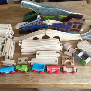 Wooden Track Pieces with Different Ends