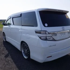 2013 Toyota Vellfire 2.4Z GoldenEyes - Image 5