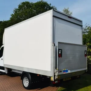 2023 Ford Transit Luton 2.0 EcoBlue Leader RWD Diesel Manual - Image 3