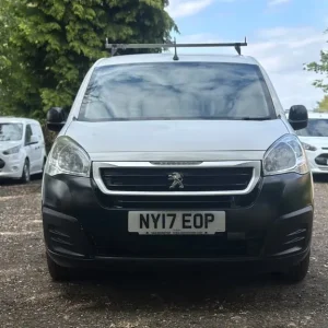 2017 Peugeot Partner 1.6HDi White Panel Van 3dr Manual Diesel NO VAT - Image 3