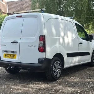 2017 Peugeot Partner 1.6HDi White Panel Van 3dr Manual Diesel NO VAT - Image 8