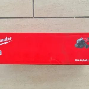 Milwaukee M18 4.5" Brushless Angle Grinder Body Only - Image 3