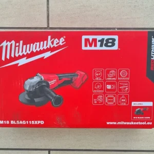 Milwaukee M18 4.5" Brushless Angle Grinder Body Only - Image 4