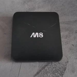 M8 Quad Core Android Smart Mini PC TV Box, B - Image 2