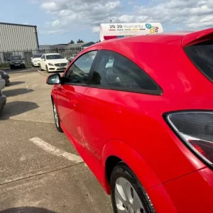 2010 Vauxhall Astra 1.4i 16V Sport 3 Door Hatchback - Image 7