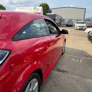 2010 Vauxhall Astra 1.4i 16V Sport 3 Door Hatchback - Image 8