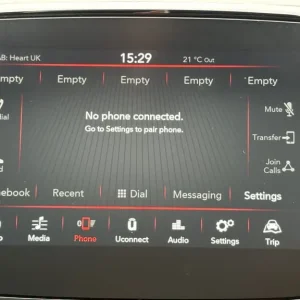 2020 Grey Fiat 500 Lounge MHEV Manual - Image 7