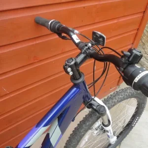 Apollo Paradox bike, 14 inch frame, 27.5 wheels, 21 gears, disc brakes - Image 3