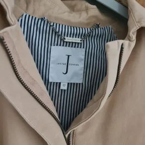 Ladies A shaped Jasper Conran coat size 12 - Image 2