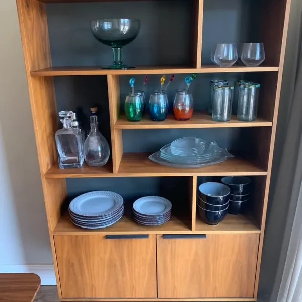 Dwell Cabinet