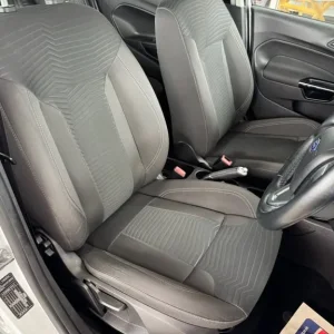 2016 Ford Fiesta 1.25 Zetec 5-door hatchback - Image 6