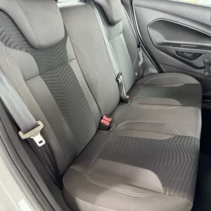2016 Ford Fiesta 1.25 Zetec 5-door hatchback - Image 7