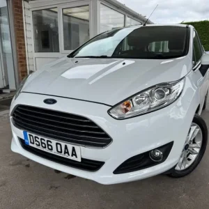 2016 Ford Fiesta 1.25 Zetec 5-door hatchback - Image 8