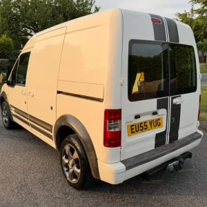 2006 Ford Transit Connect 1.8 TDCi 4-seater with long MOT and clean service history - Image 3