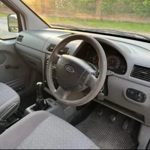 2006 Ford Transit Connect 1.8 TDCi 4-seater with long MOT and clean service history - Image 7