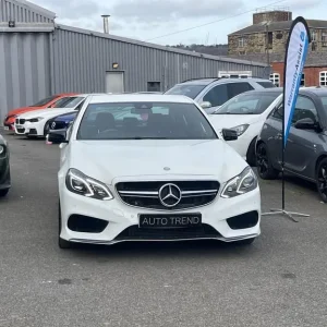 2016 Mercedes-Benz E-Class E220 BlueTEC AMG Night Edition 4dr Saloon Diesel Automatic - Image 4