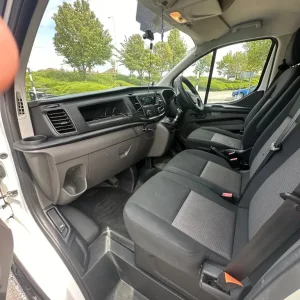 Ford Transit Custom 300 2.0 Ecoblue 2019 Manual - Image 6