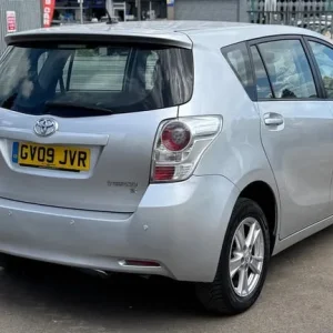 2009 Toyota Verso 1.8 V-matic 5-door MPV - Image 6