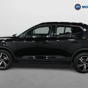 2021 Volvo XC40 1.5 T3 R DESIGN 5dr SUV Petrol Manual - Image 4