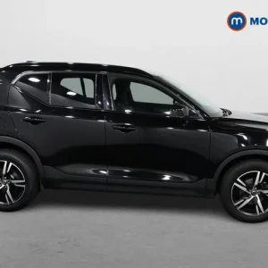 2021 Volvo XC40 1.5 T3 R DESIGN 5dr SUV Petrol Manual - Image 8
