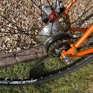 Genesis Day One Alfine 8 gravel bike - Image 4