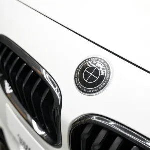 2017 BMW M140i 5-door Hatchback with Alpine White and Red Leather - Image 4