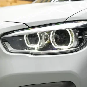 2017 BMW M140i 5-door Hatchback with Alpine White and Red Leather - Image 8