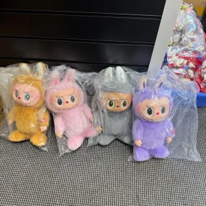 Labubu plush toys with dancing - Image 2