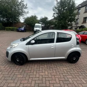 Citroen C1 Hatchback 2013 Manual 5-door - Image 3