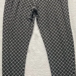 Womens F&F Casual Trousers Size 16 - Image 2