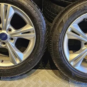 Ford Genuine 16 inch alloy wheels with 4 tyres - Image 3