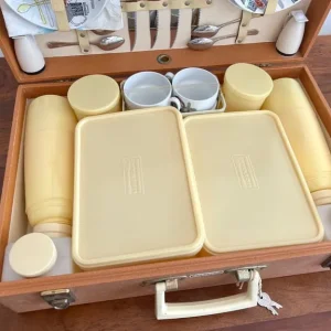 1950s Brexton Picnic Set - Image 4