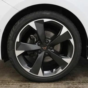 2024 Cupra Leon 1.5 TSI V1 5dr Manual Hatchback - Image 5