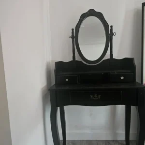 Dressing table - Image 2