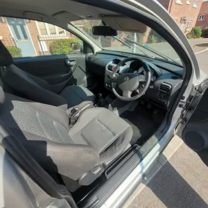 Vauxhall, CORSA, Hatchback, 2005, Manual, 1229 (cc), 3 doors - Image 2