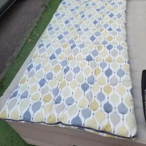 Superking size sleeping bag - Image 7