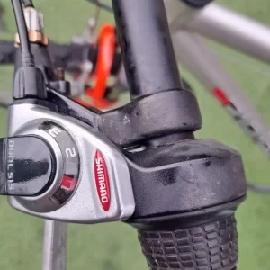 Saracen 21 speed mountain bike - Image 7